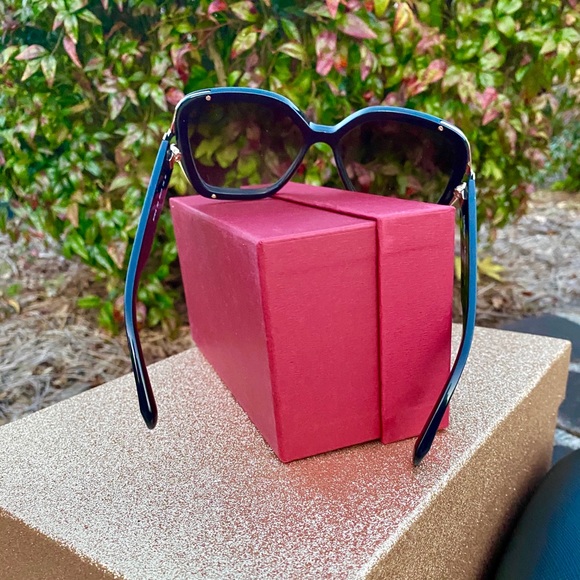 NIB Salvatore Ferragamo Black Square Sunglasses $360 - Picture 6 of 8